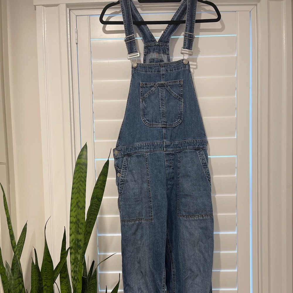 Gap long overalls